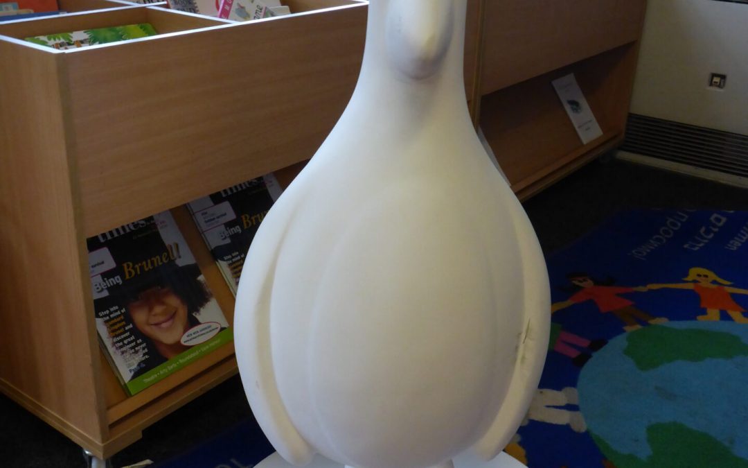 Feathers McGraw arrives in school
